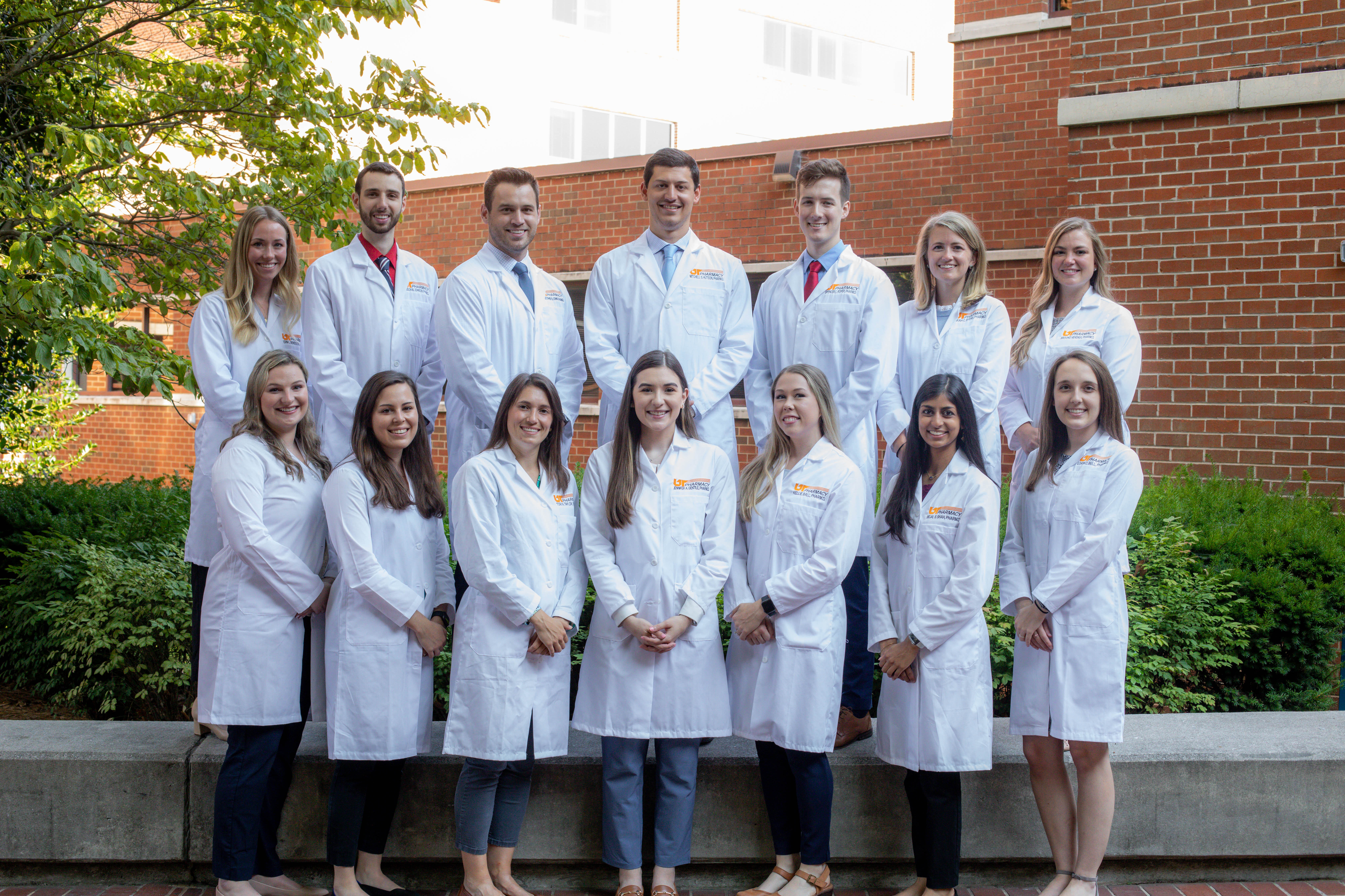 Group photo of 2021-22 PGY1 and PGY2 Pharmacy Residents 