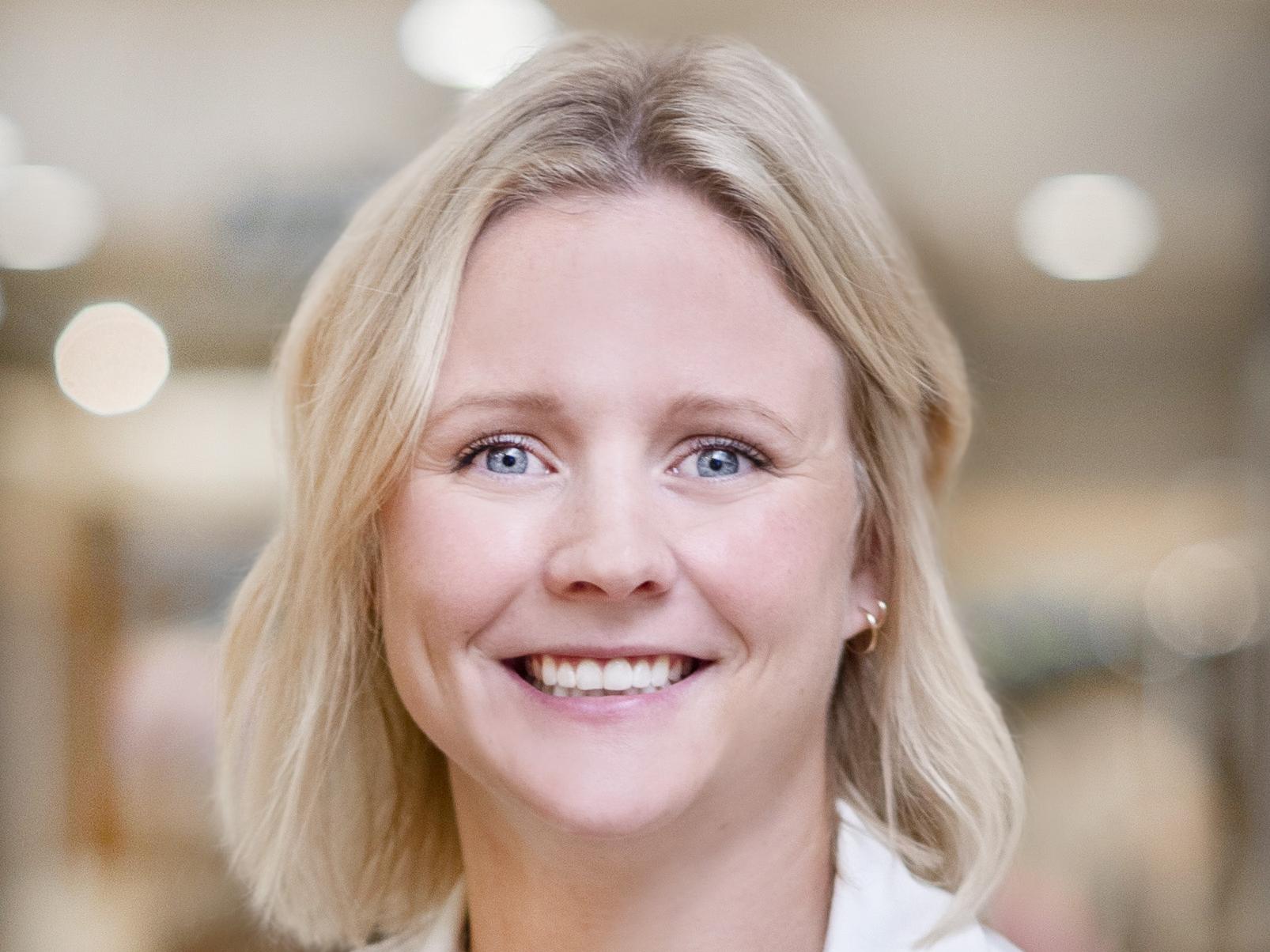 Abigail Wiggins Head shot.jpg